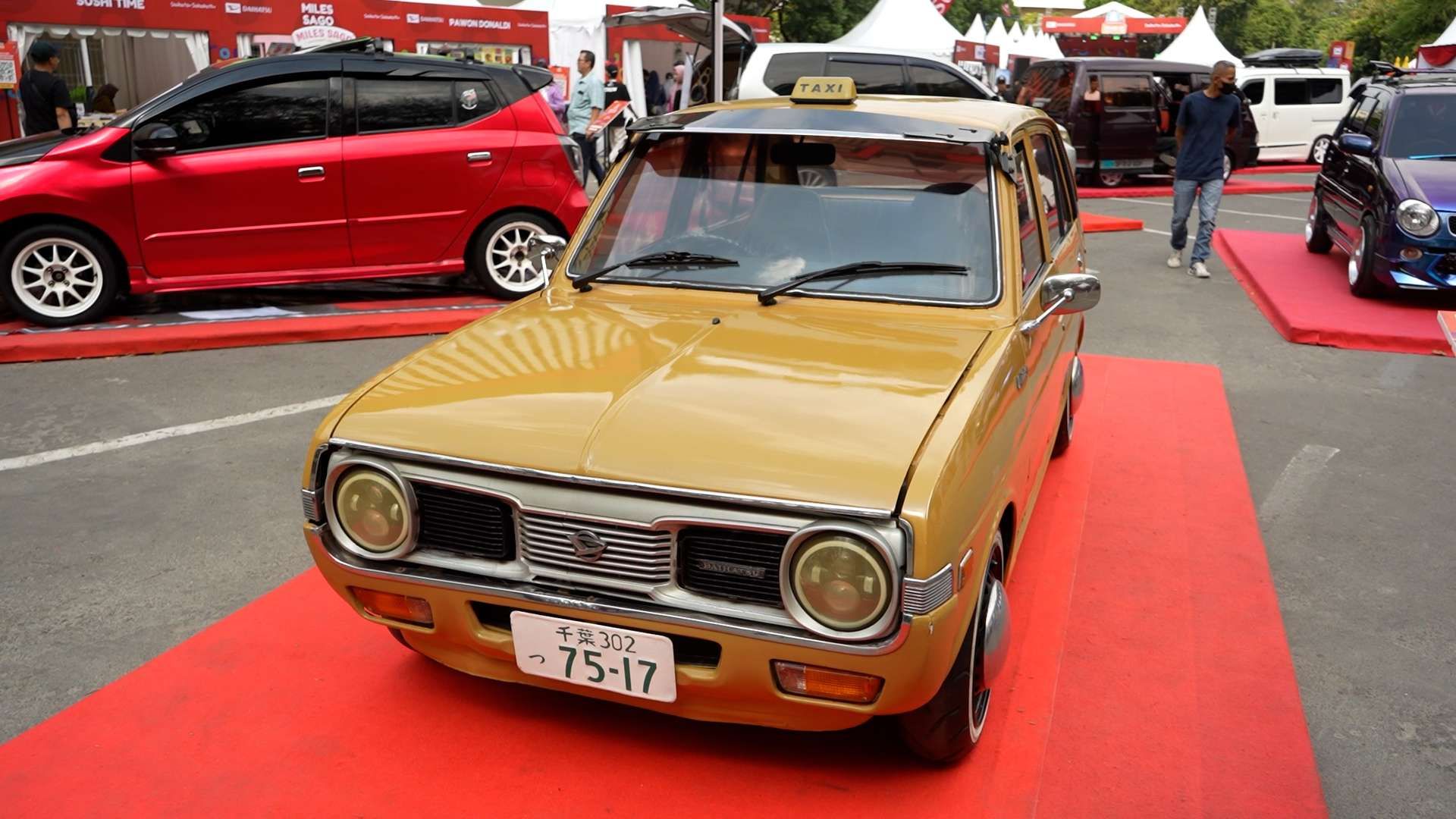 Salah Satu Mobil Lawas Daihatsu Fellowmax Tahun 1976 Yang Dipamerkan Pada Acara Kumpul Sahabat Di Solo