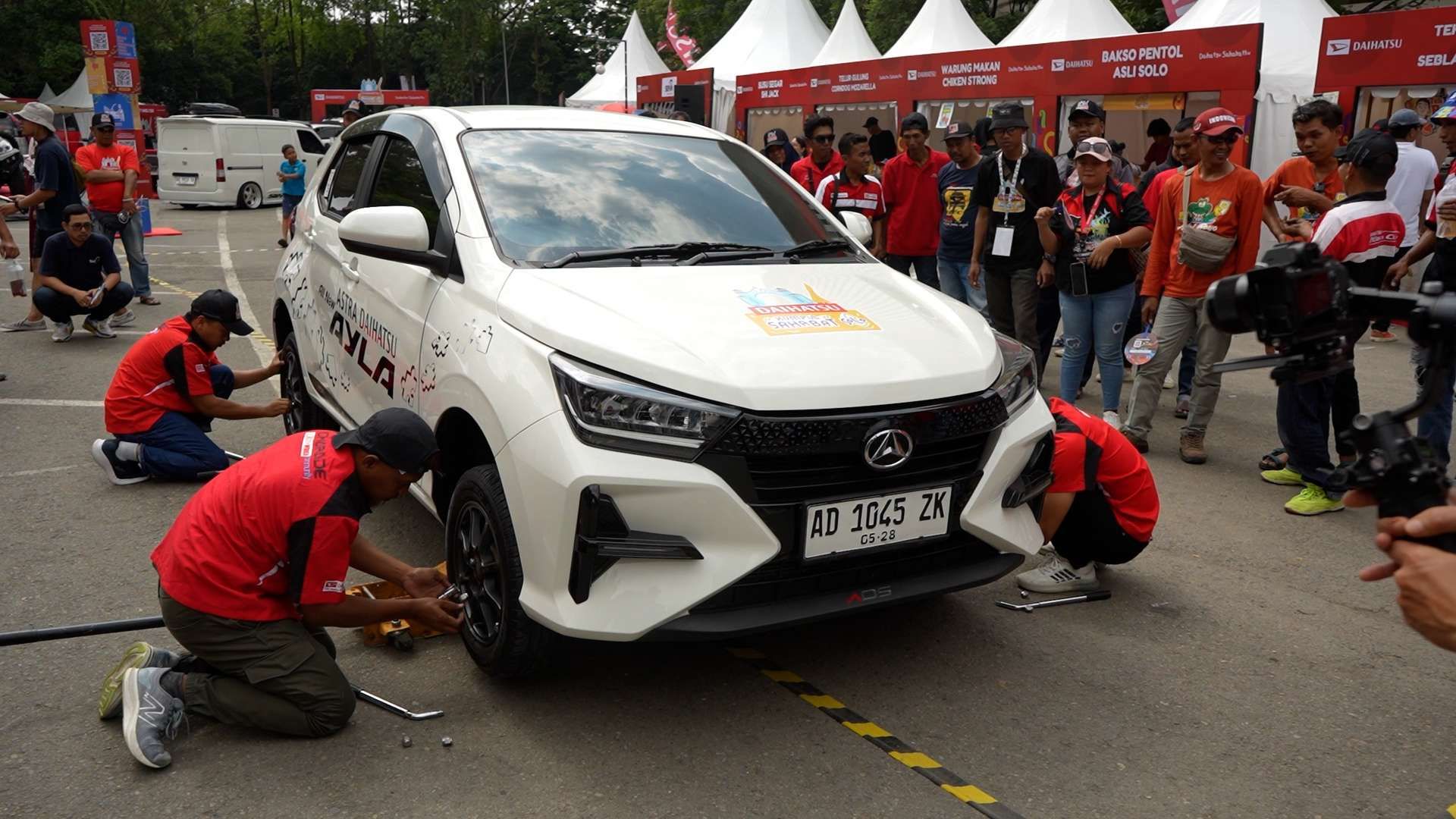 Salah Satu Hiburan Kompetisi Games Yang Diikuti Oleh Komunitas Dalam Meramaikan Acara Daihatsu Kumpul Sahabat Di Solo