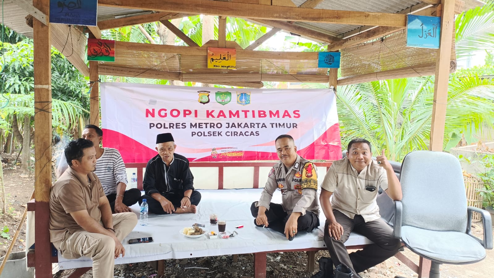 Melalui Ngopi Kamtibmas Polri Semakin Mendekatkan Diri ke Masyarakat Dalam Menjaga Kemaanan dan Ketertiban Lingkungan