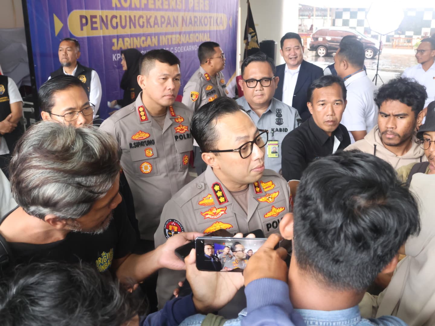 Polres Tangsel Buru Pelaku Penyiraman Air Keras ke Polisi Saat Membubarkan Tawuran di Pamulang