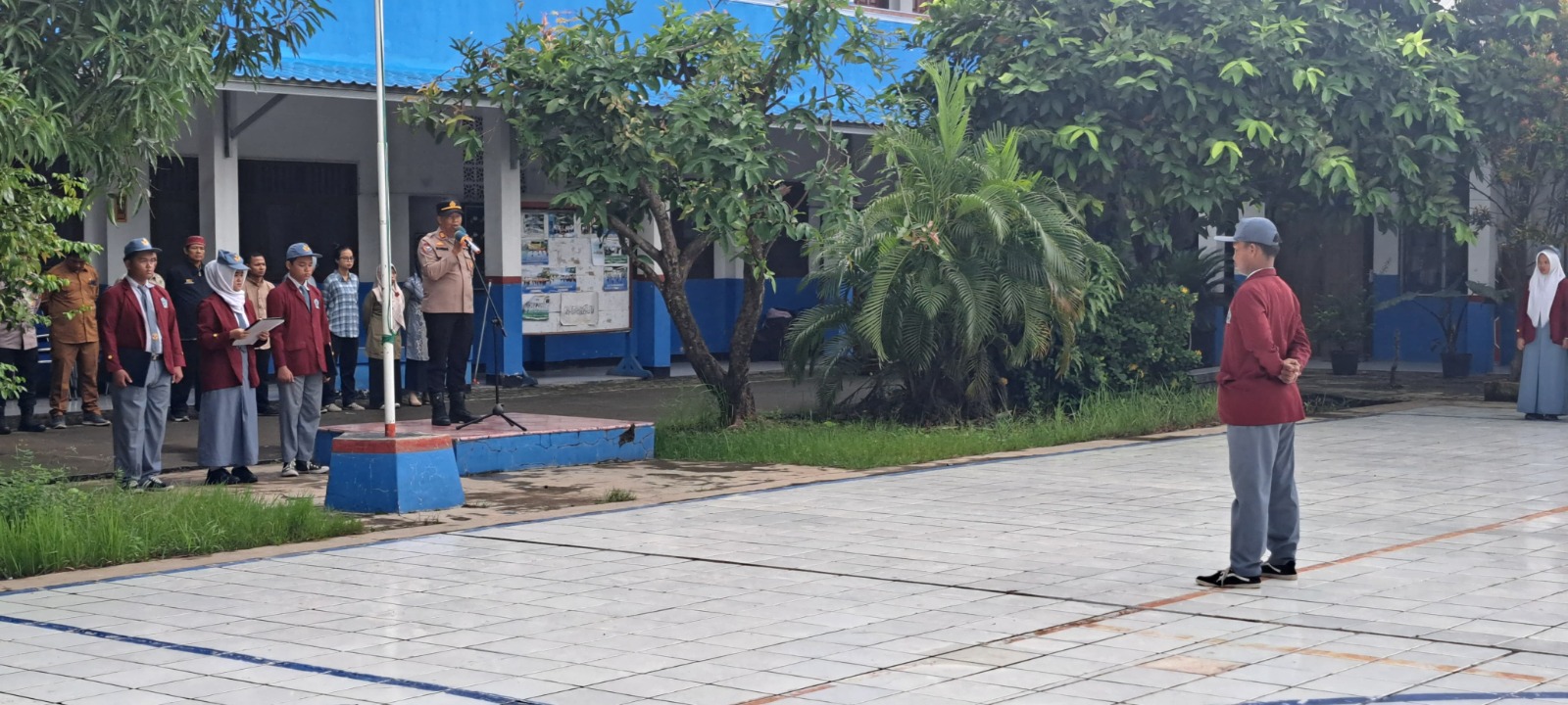 Polres Metro Bekasi Gelar Police Goes to School di SMK Informatika Amanah Bangsa