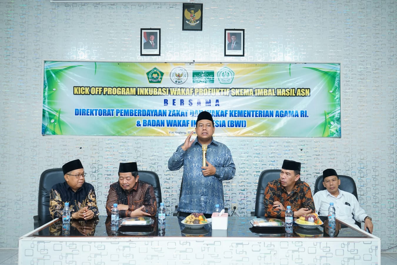Yayasan Syekh Mansyur dan PCNU Kabupaten Pandeglang Terima Bantuan Program Wakaf Produktif Kemenag–BWI